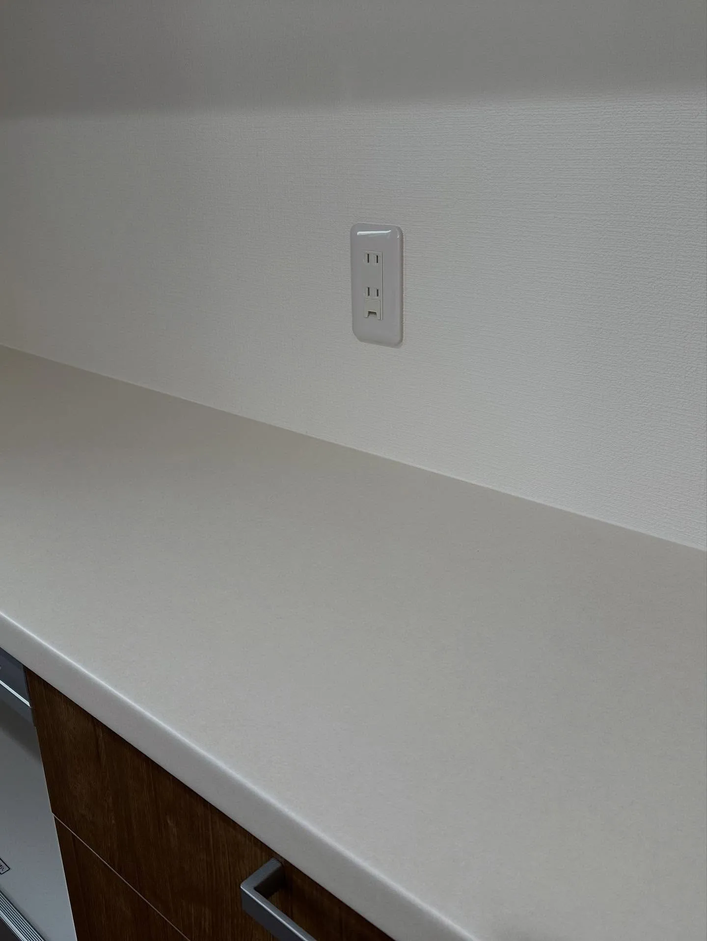 実はあまり得意ではないコーキングを無難にこなせて嬉しかった猛...